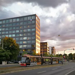 Apartment Central-apt At Lake, Citycenter 5min, Fair 18min!!!, Nuremberg